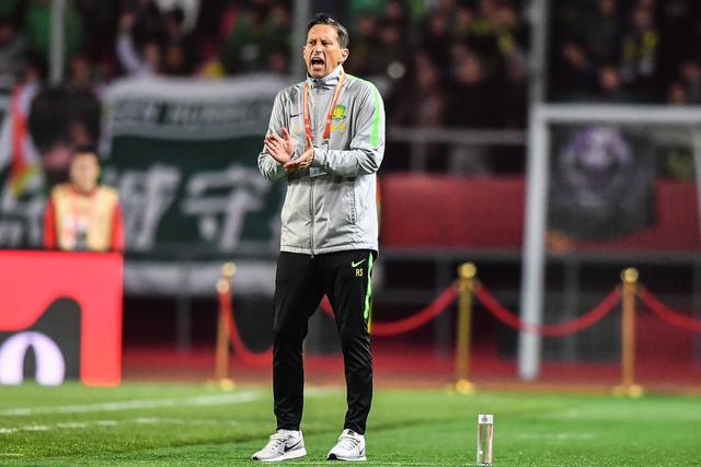 曼联在老特拉福德迎来欧冠归来 期待一场振奋人心的胜利